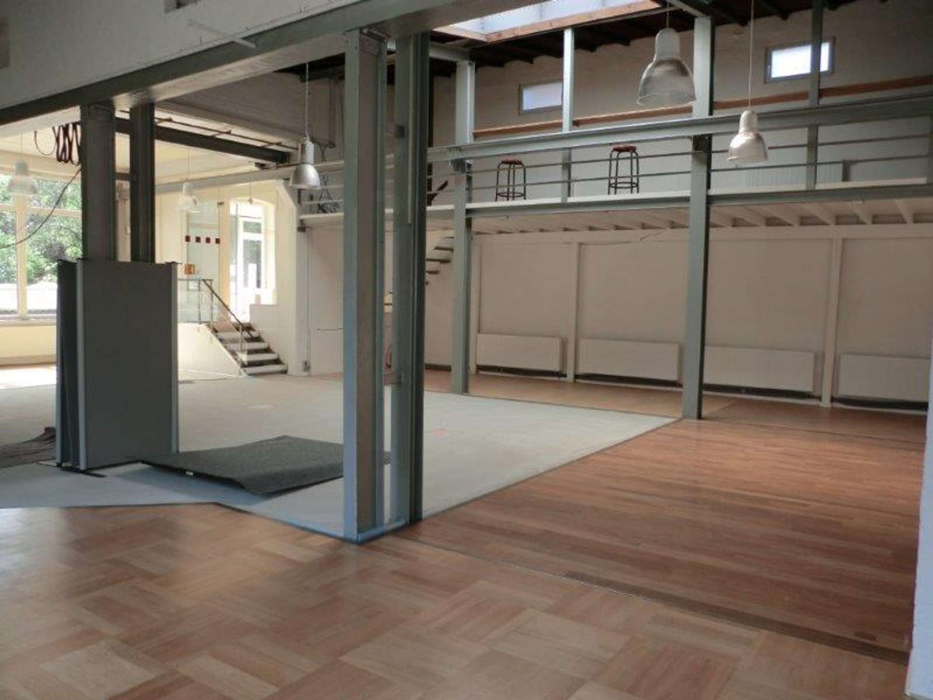 Flexibilität pur: Renditestarkes Wohn- und Geschäftshaus in attraktiver Lage von Neuss